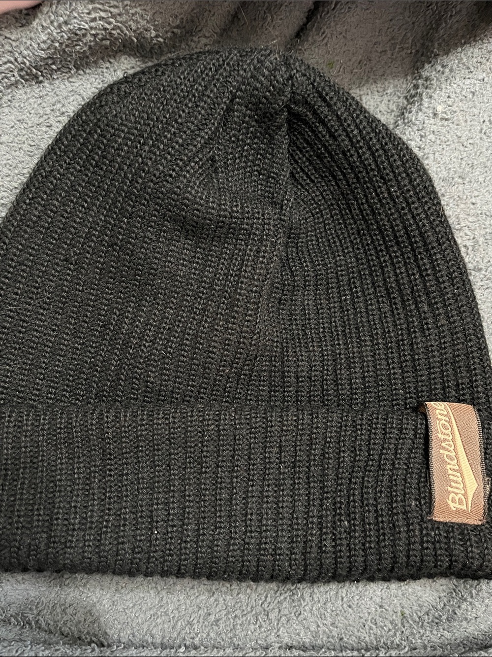 Blundstone Black Knit Cuffed Beanie with Brown Logo Tag